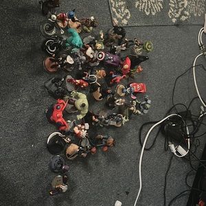 Disney infinity figures and sets
